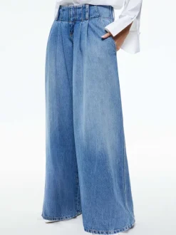 Women Alice and Olivia Anders Low Rise Pleated Jean