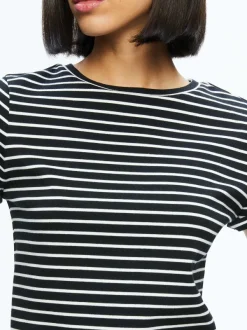 Women Alice and Olivia Cindy Classic Cropped Tee
