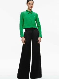 Women Alice and Olivia Leon Cropped Button Down