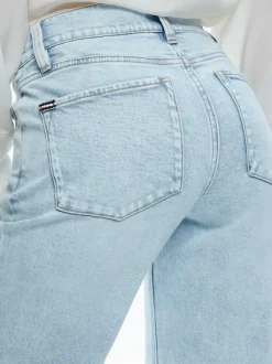 Women Alice and Olivia Lorrine Kick-Flare Ankle Jean