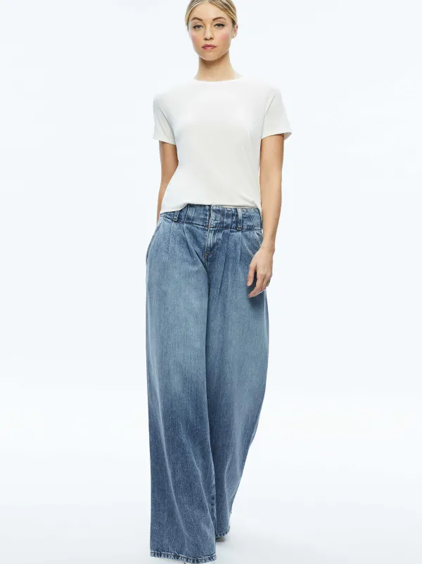 Women Alice and Olivia Perfect Tee