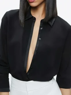 Women Alice and Olivia Willa Relaxed Placket Top With Piping Detail